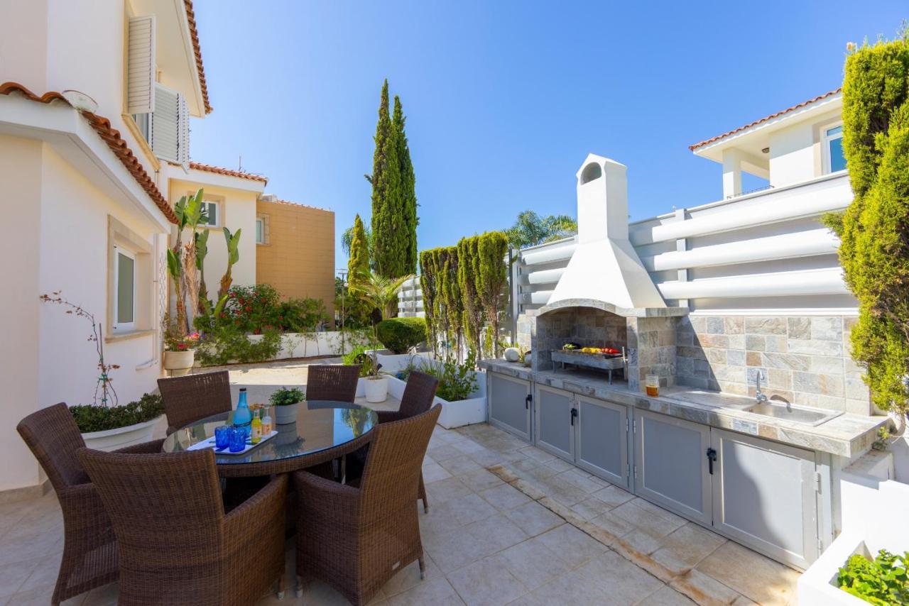 Protaras Sunrise Zen Seafront Villa Exterior foto
